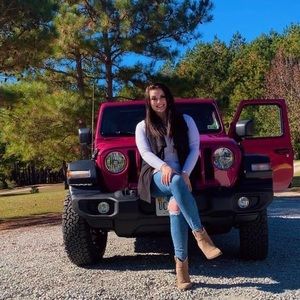 Meet your Posher, Brianna